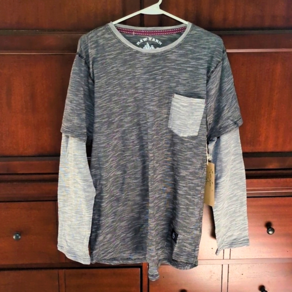 Men's Long Sleeve T-shirt / Raw Yarn Industries Men's Tee